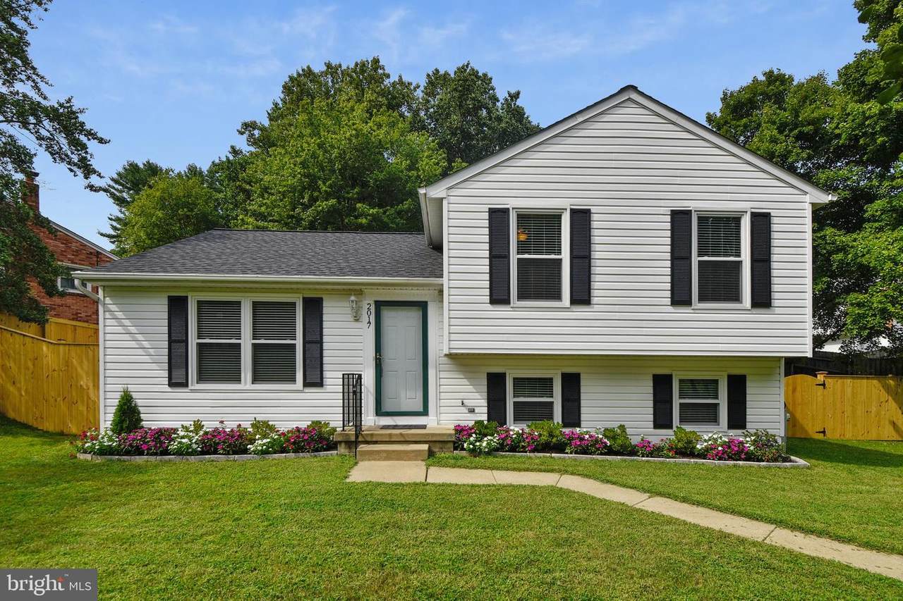 2017 Valley Road - Photo 1