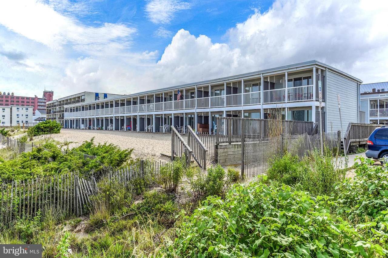 6901 Atlantic Avenue - Photo 1