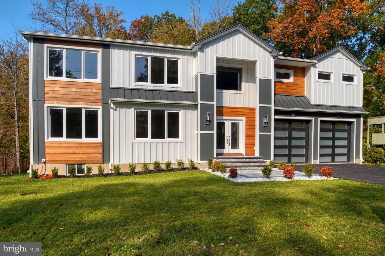 128 Laurel Road - Photo 1