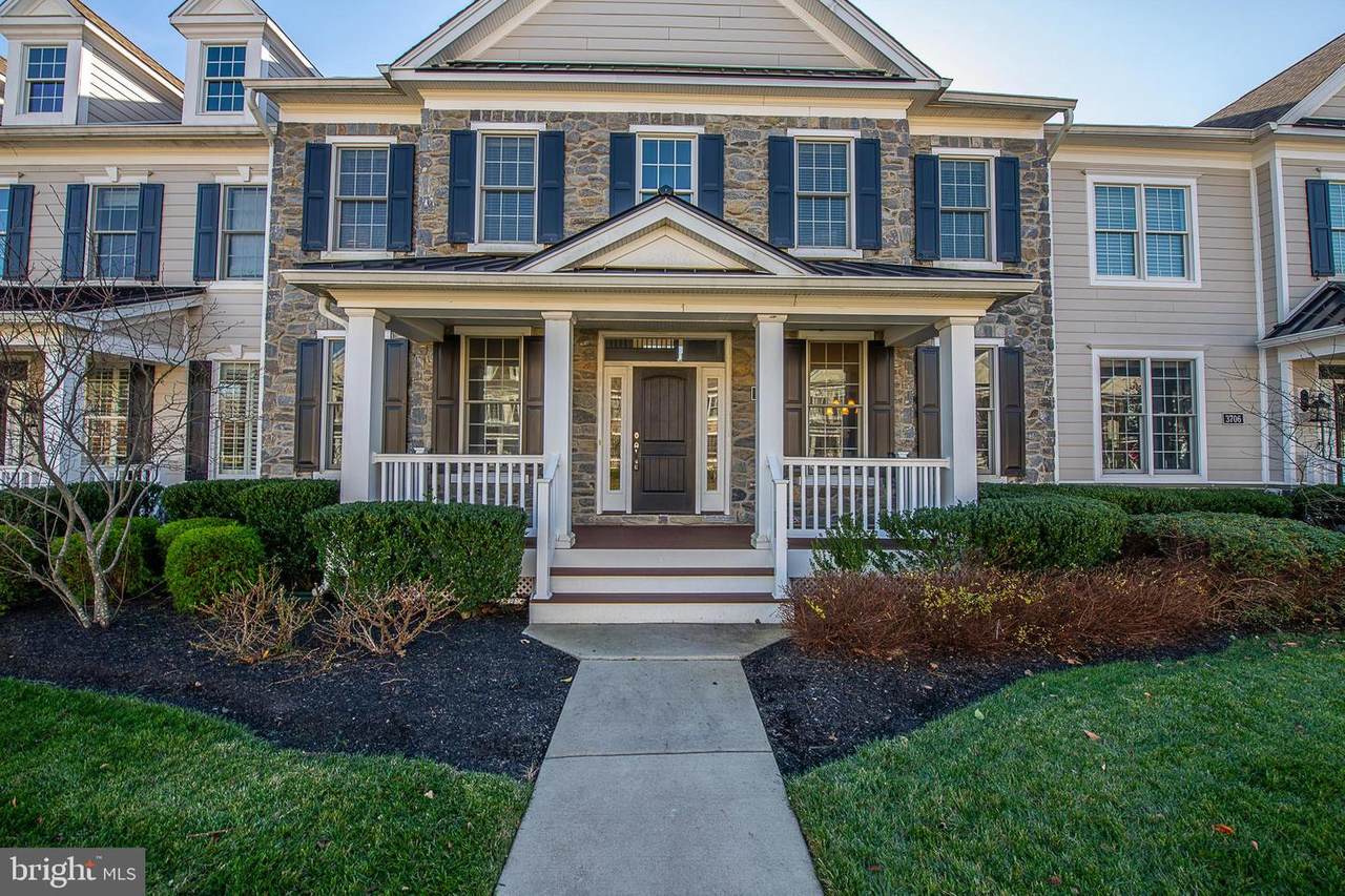 3704 Liseter Gardens - Photo 1