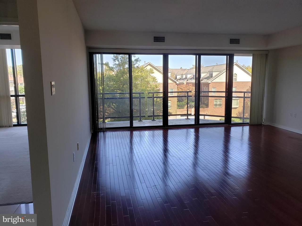 1530 Key Boulevard - Photo 1