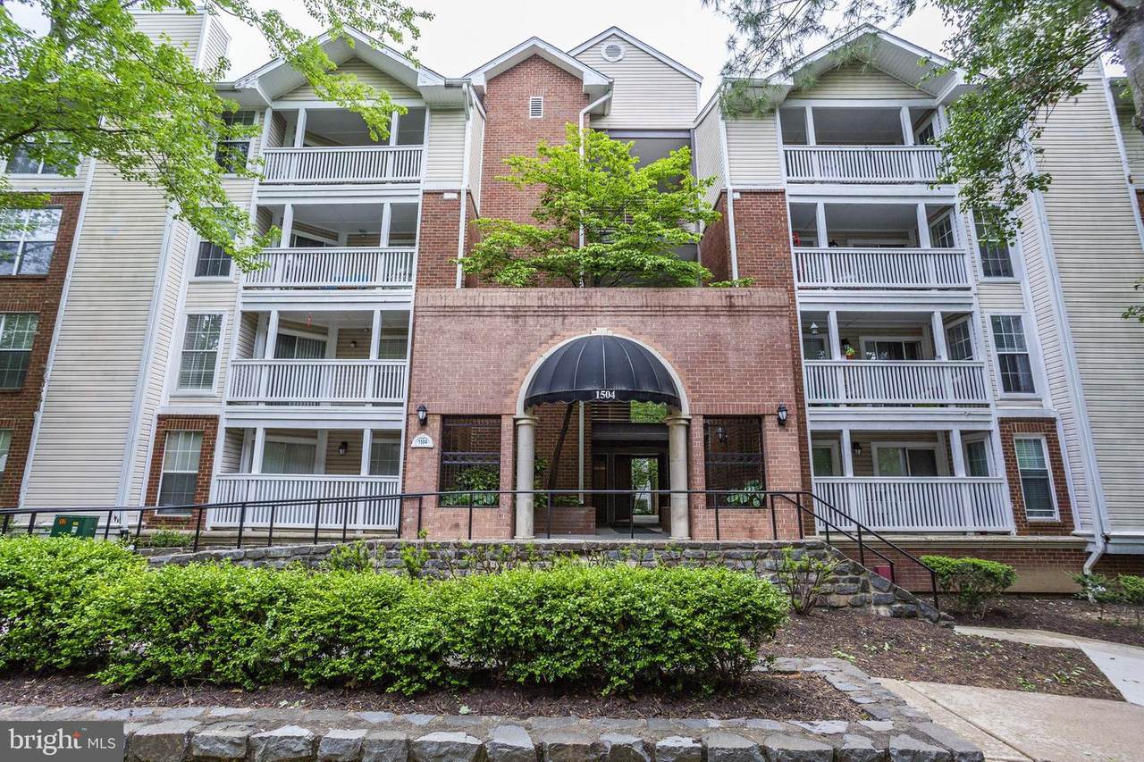 1504 Lincoln Way - Photo 1