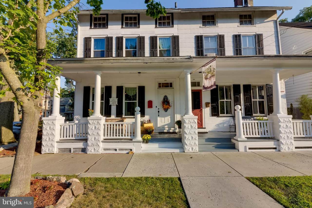 220 Broad Street - Photo 1