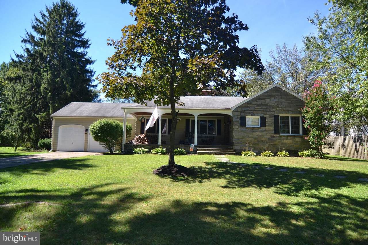 2 Glenview Avenue - Photo 1