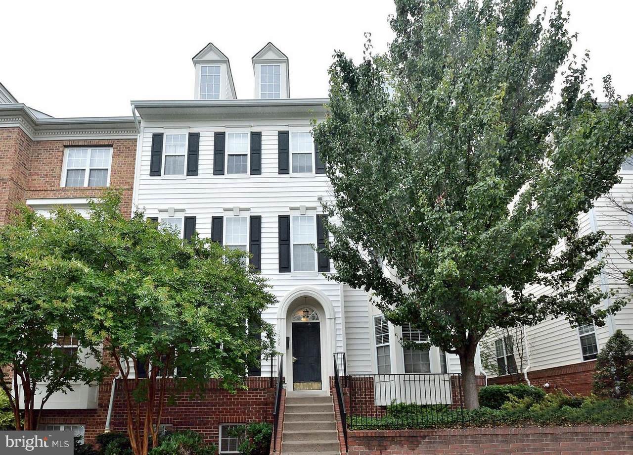 1588 Leeds Castle Drive - Photo 1