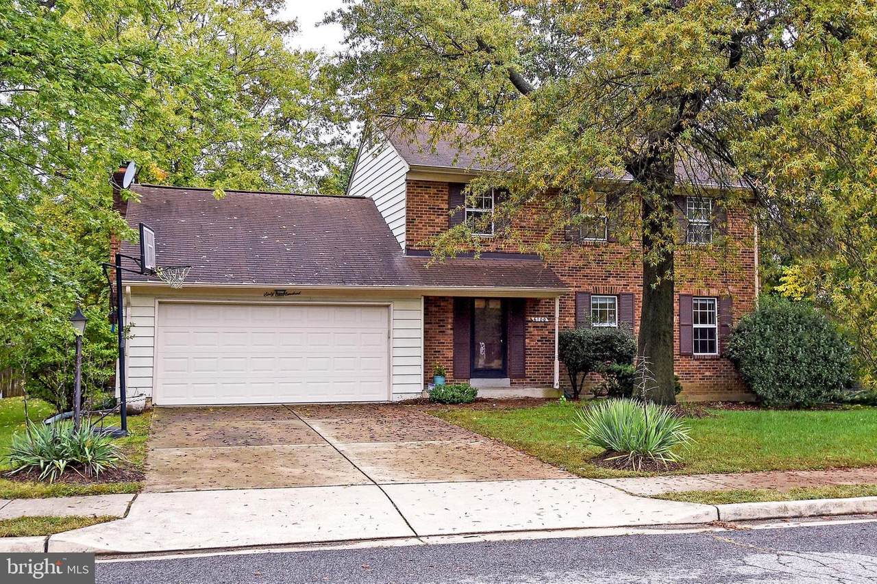 6100 Redwood Lane - Photo 1