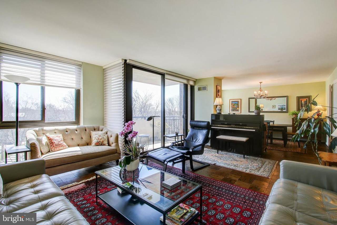 4620 Park Avenue - Photo 1