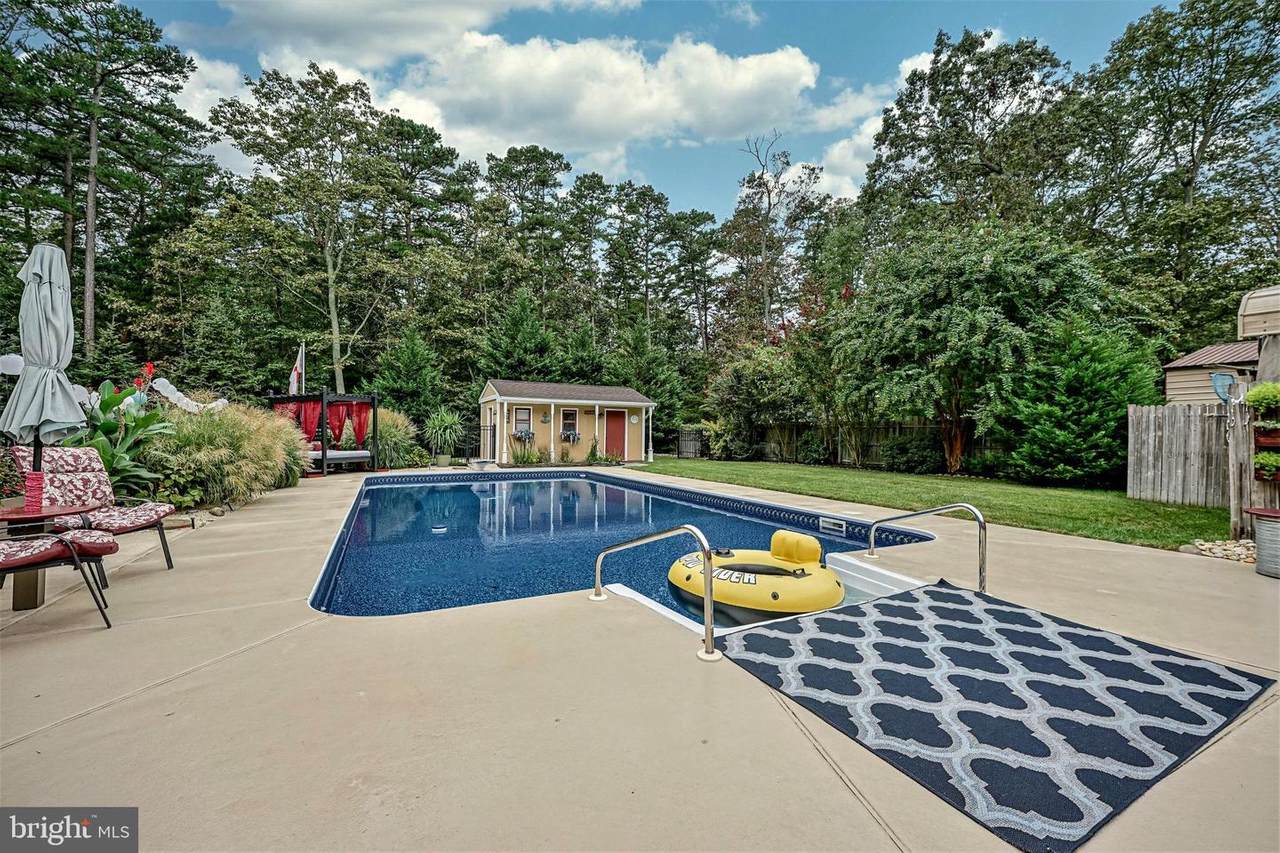 21 Elmwood Drive - Photo 1