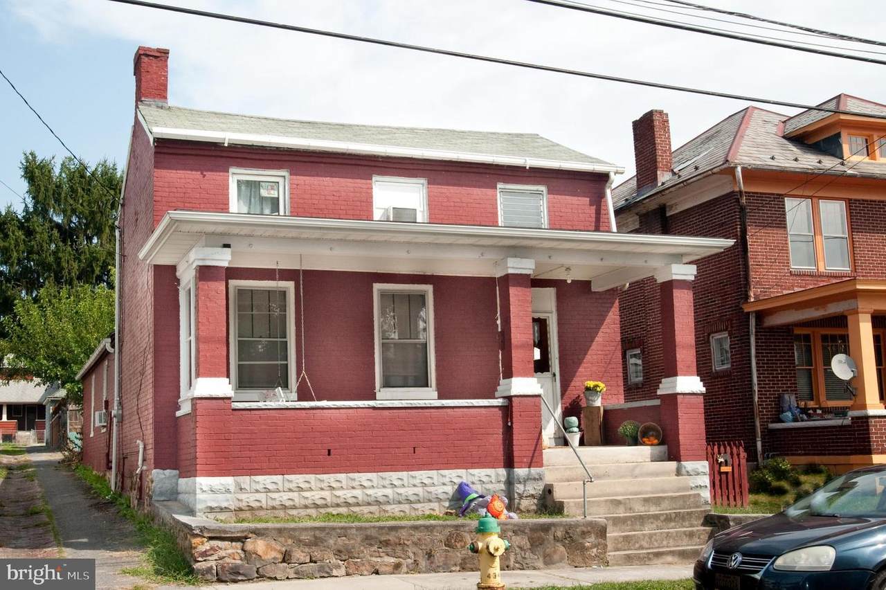 605 Columbia Avenue - Photo 1