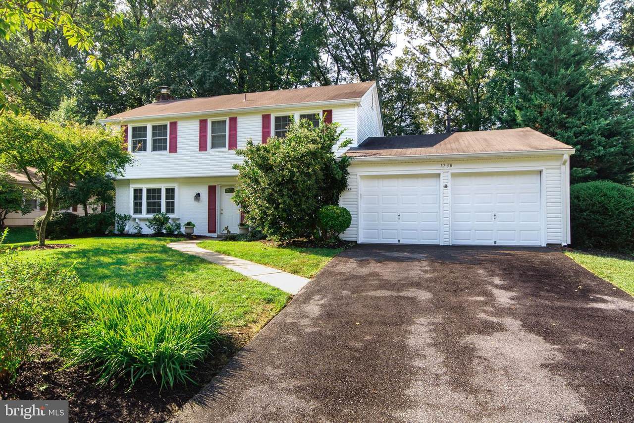 1730 Swinburne Avenue - Photo 1