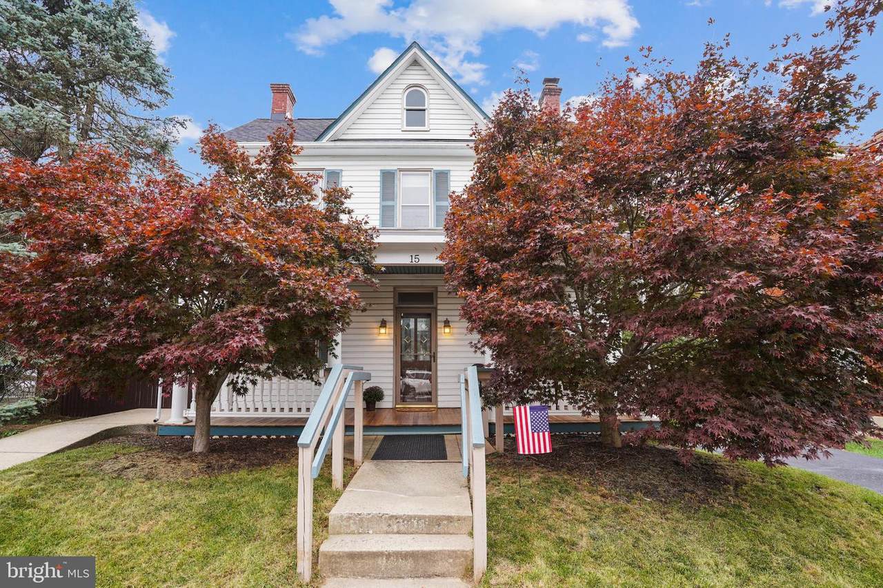 15 Maple Avenue - Photo 1