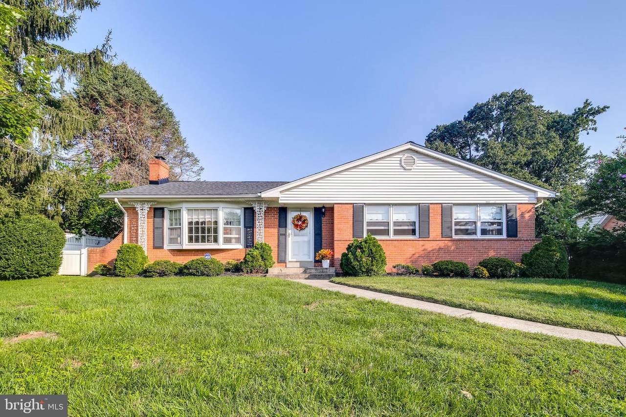 1004 Nora Drive - Photo 1