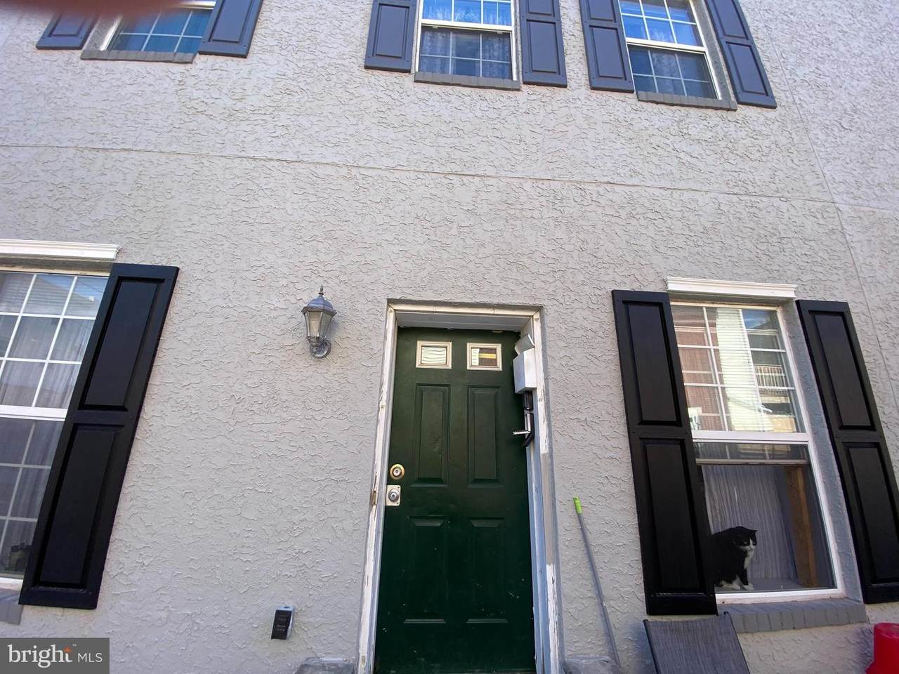 1618 2ND Street - Photo 1