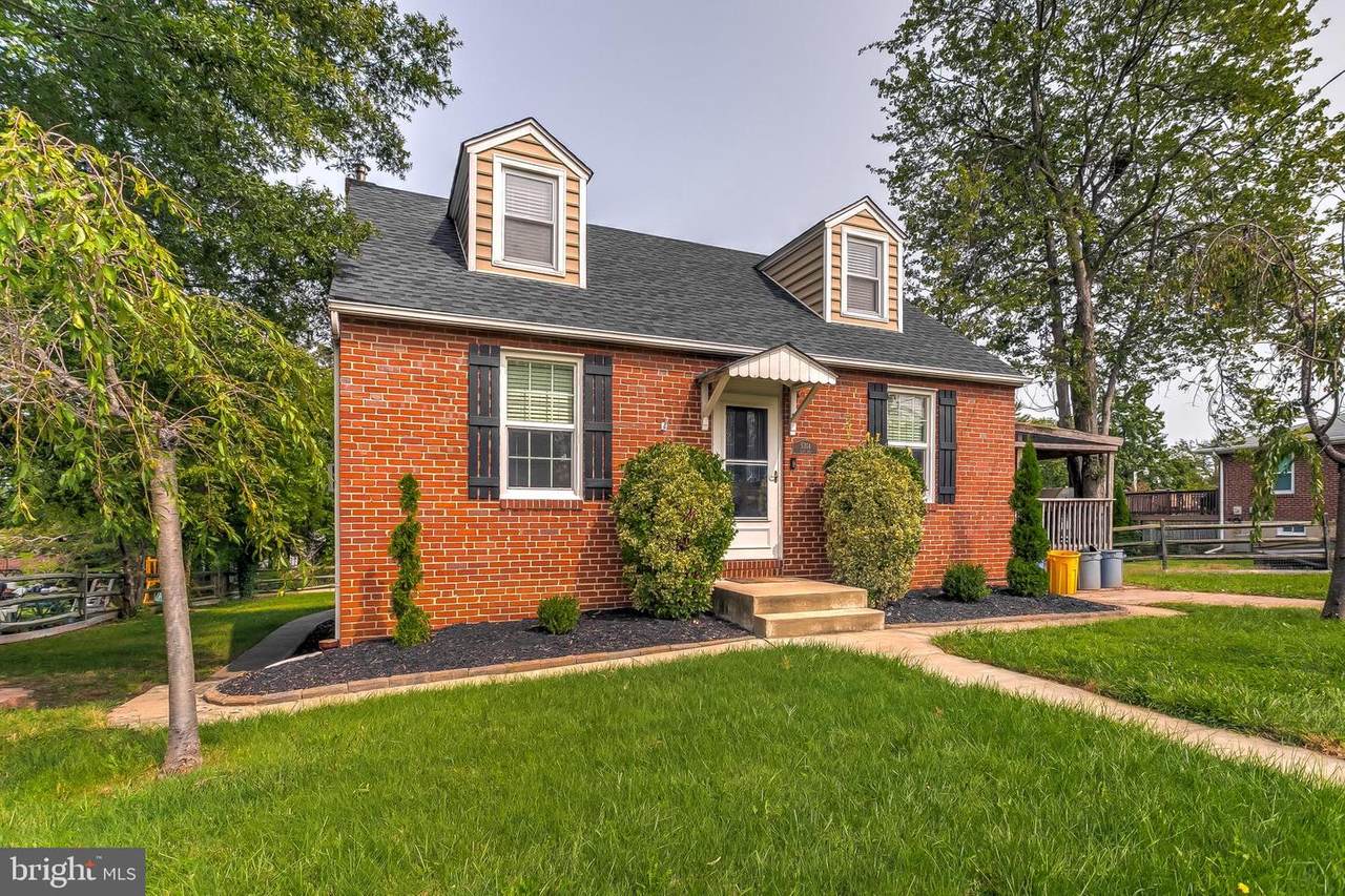 5314 East Avenue - Photo 1