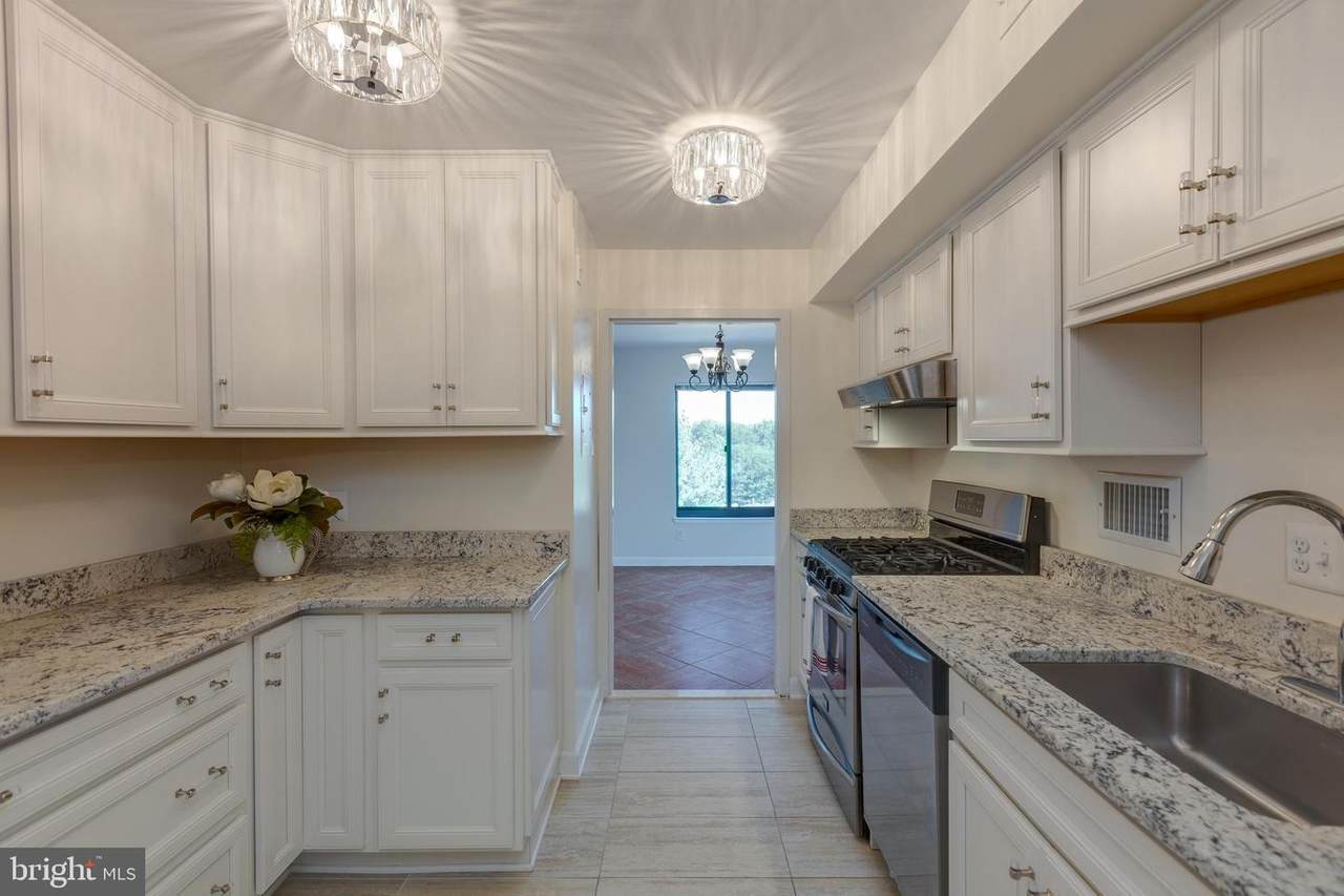3100 Manchester Street - Photo 1