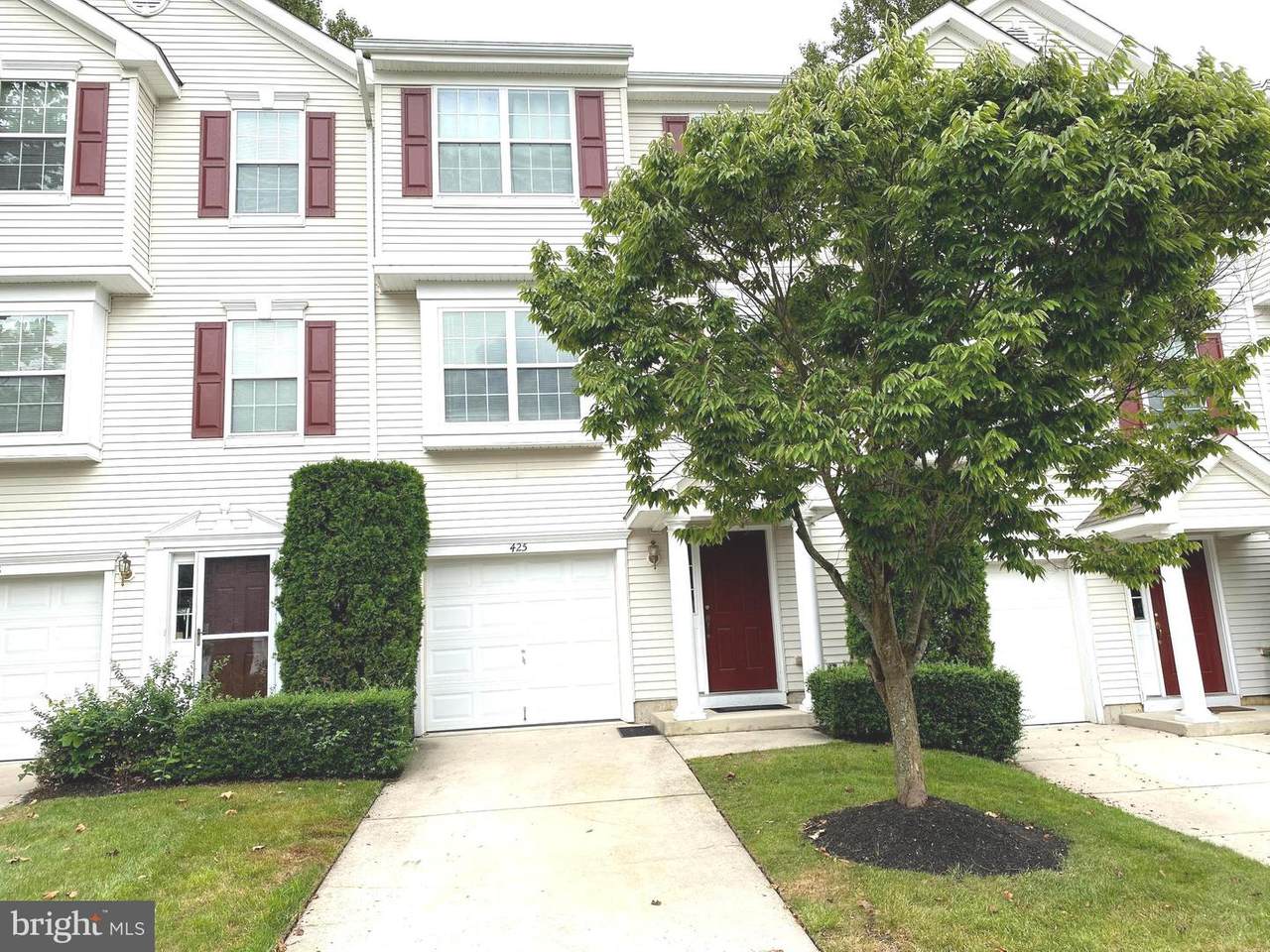 425 Dorchester Drive - Photo 1
