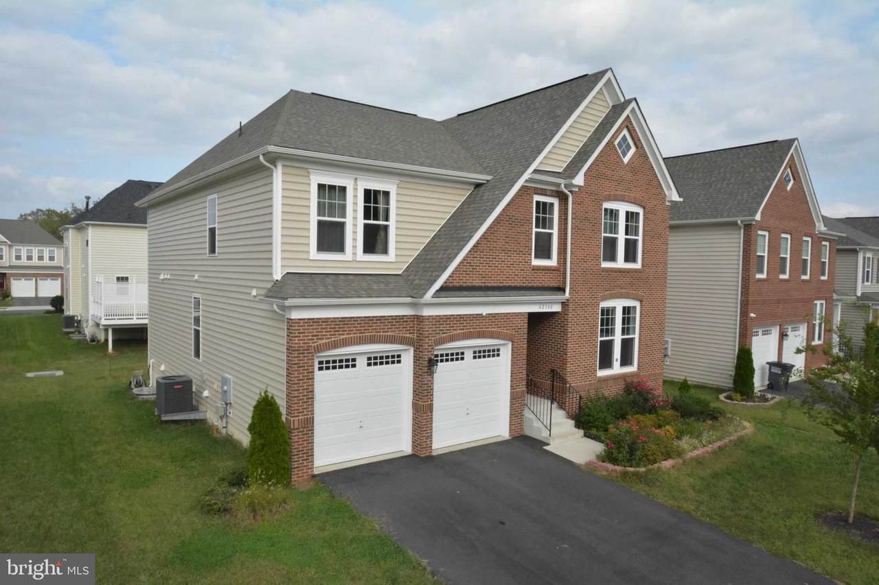 42340 Abney Wood Drive - Photo 1