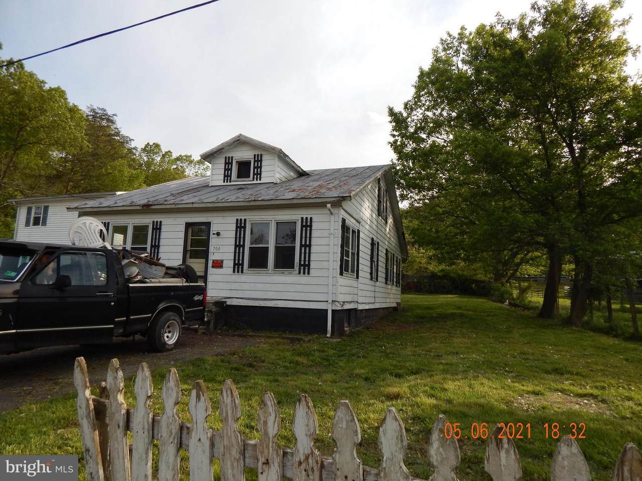 704 Winchester Street - Photo 1