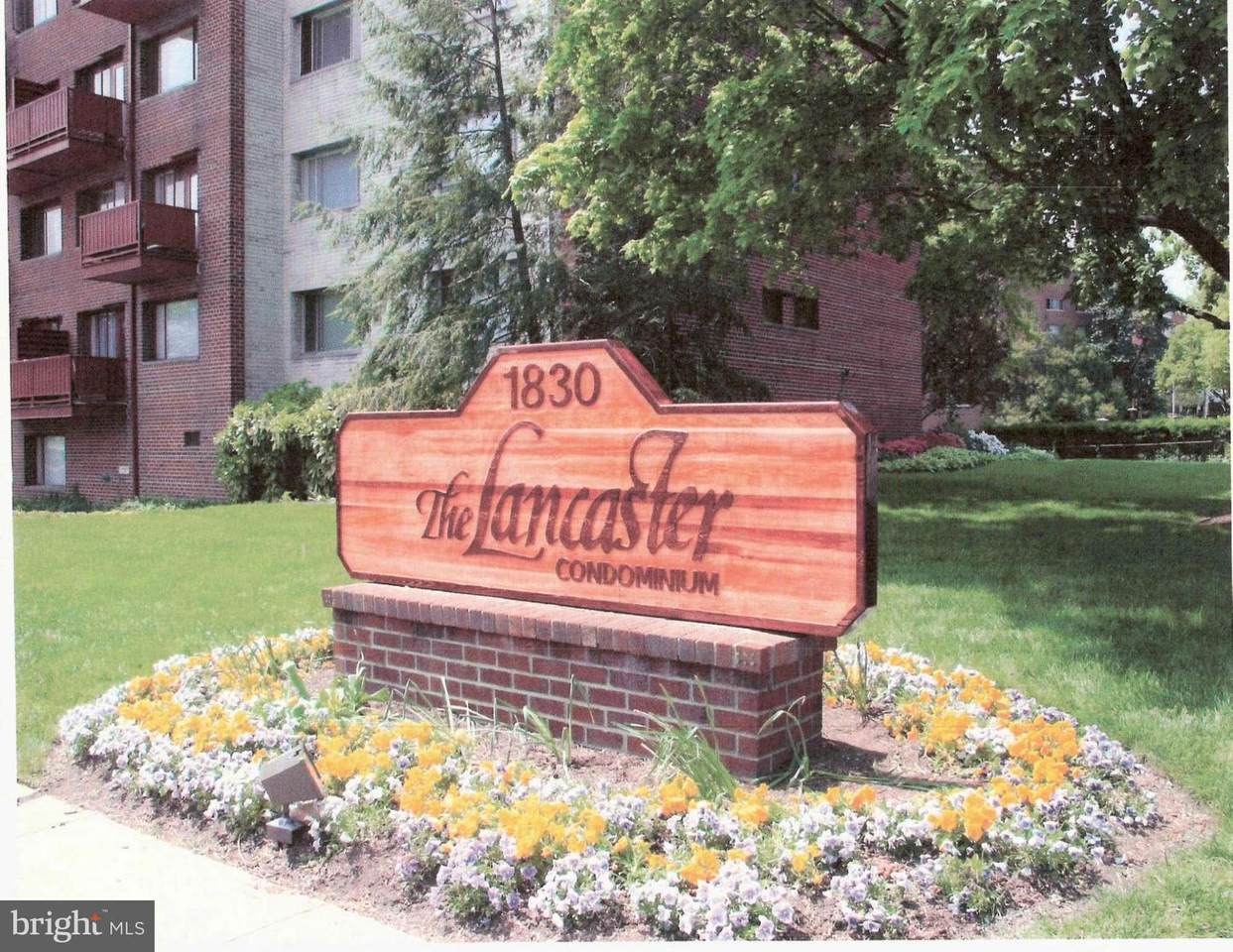 1830 Columbia Pike - Photo 1