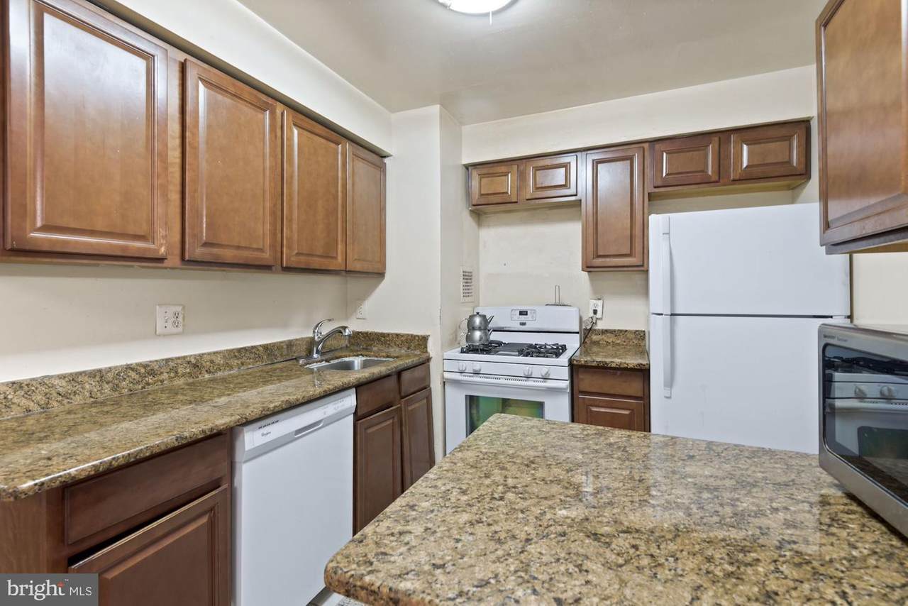 4410 Briarwood Court - Photo 1