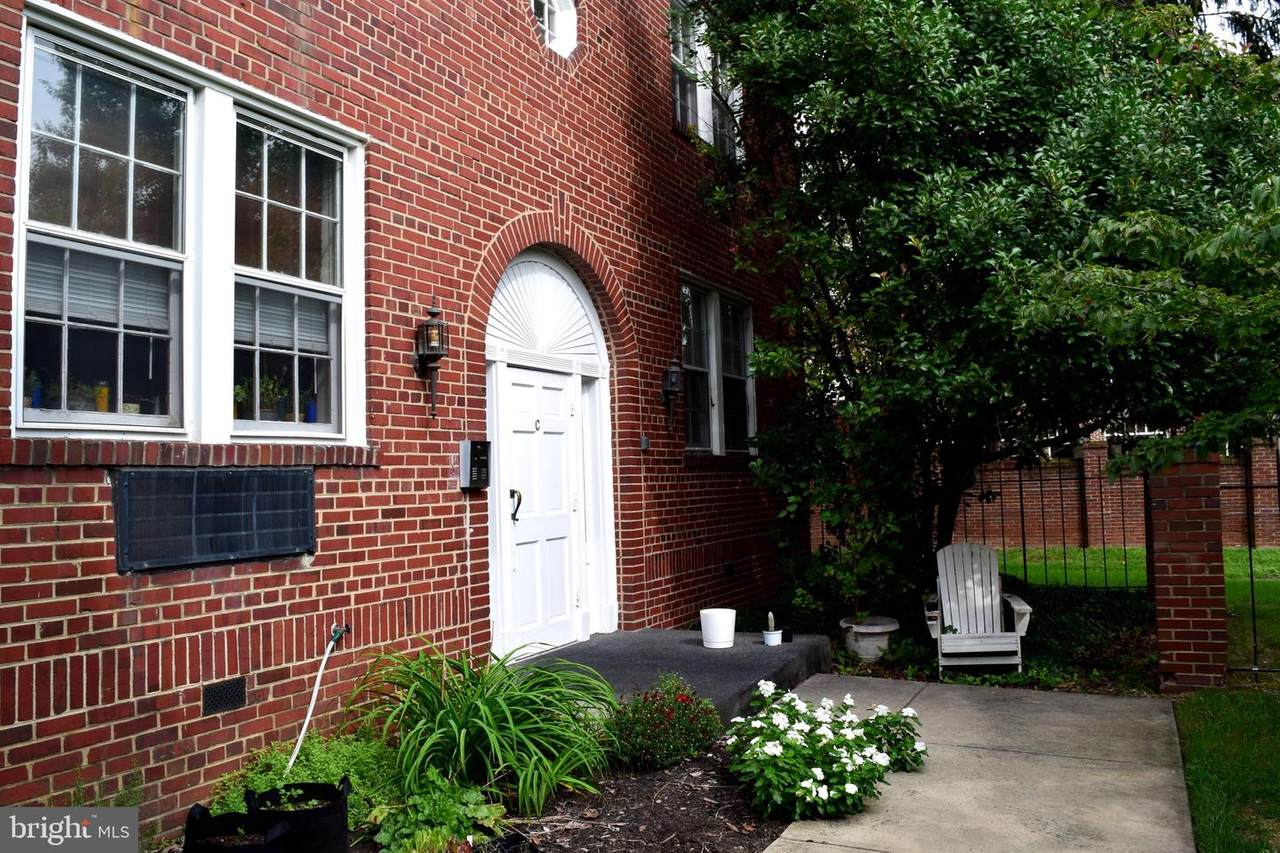 715 Washington Street - Photo 1