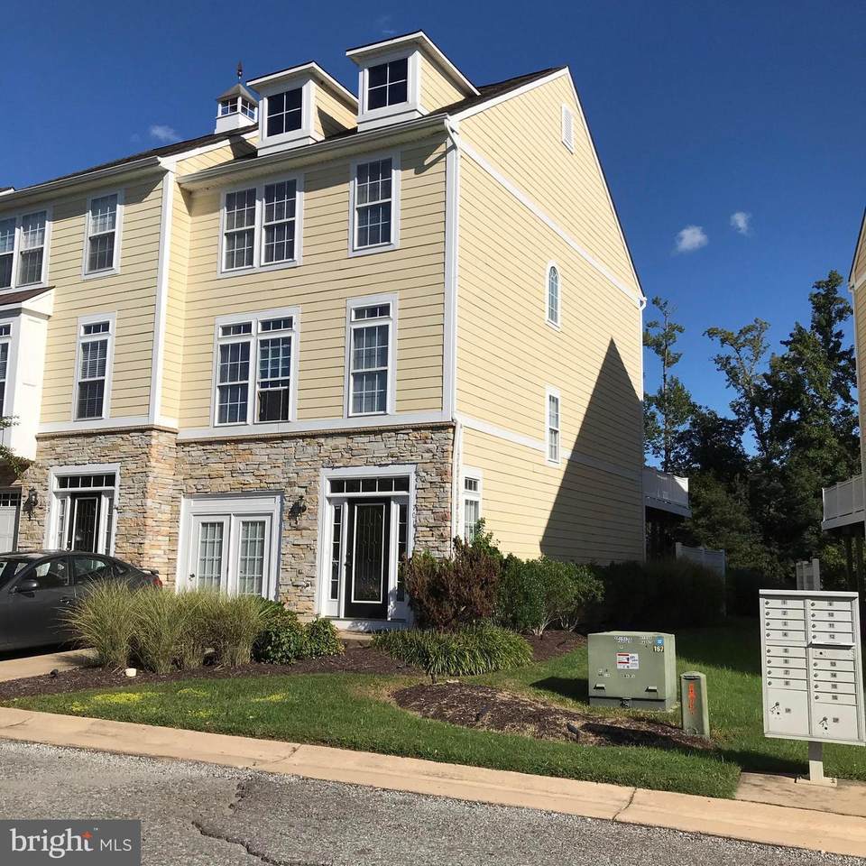 701 Monroe Point Drive - Photo 1