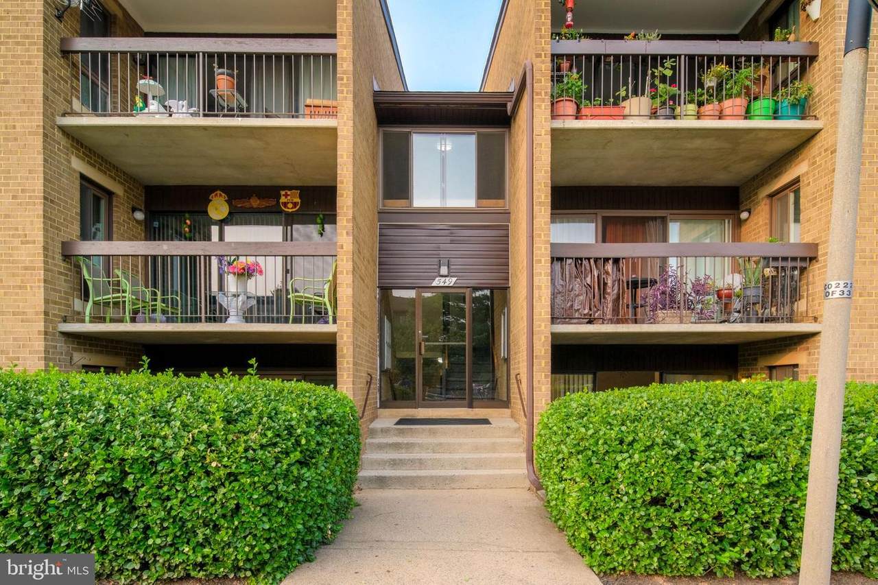 549 Florida Avenue - Photo 1