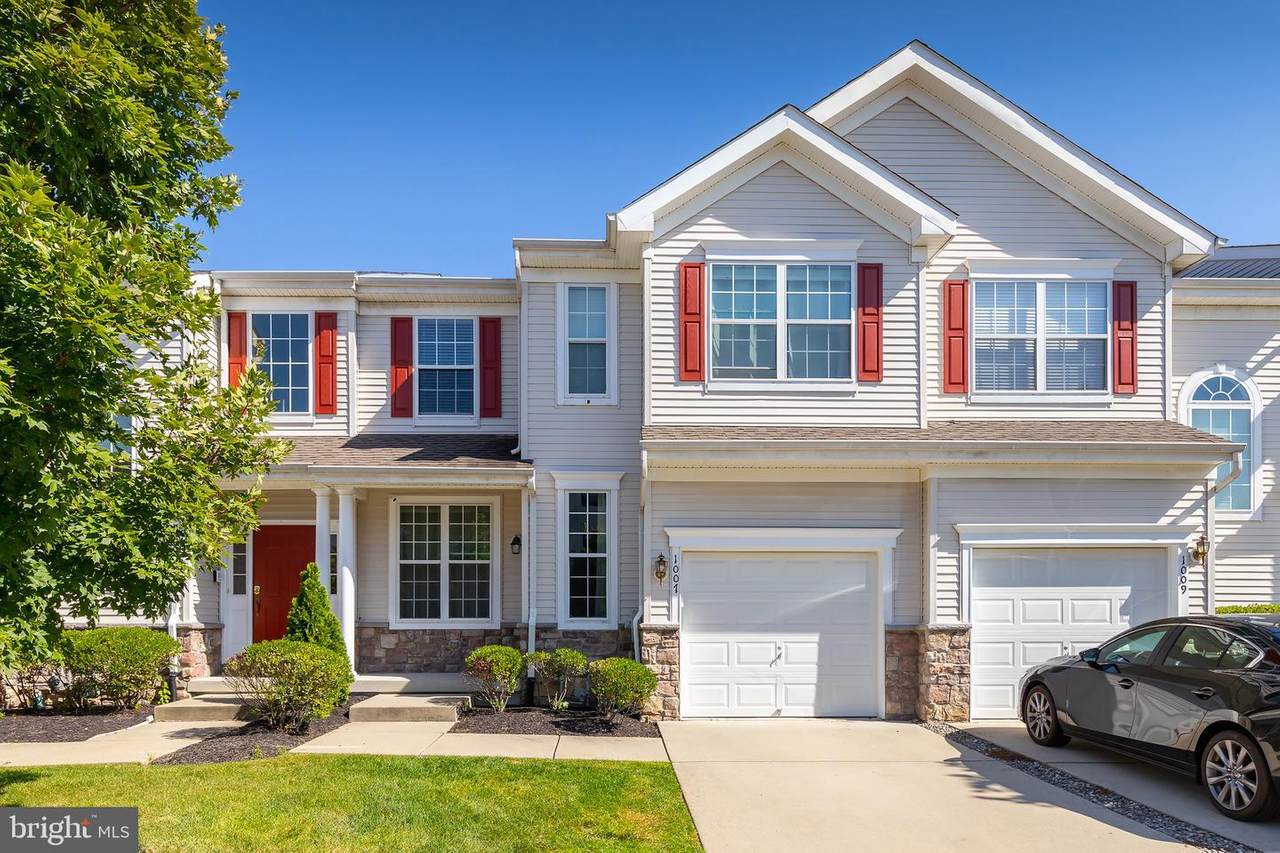 1007 Buckingham Drive - Photo 1