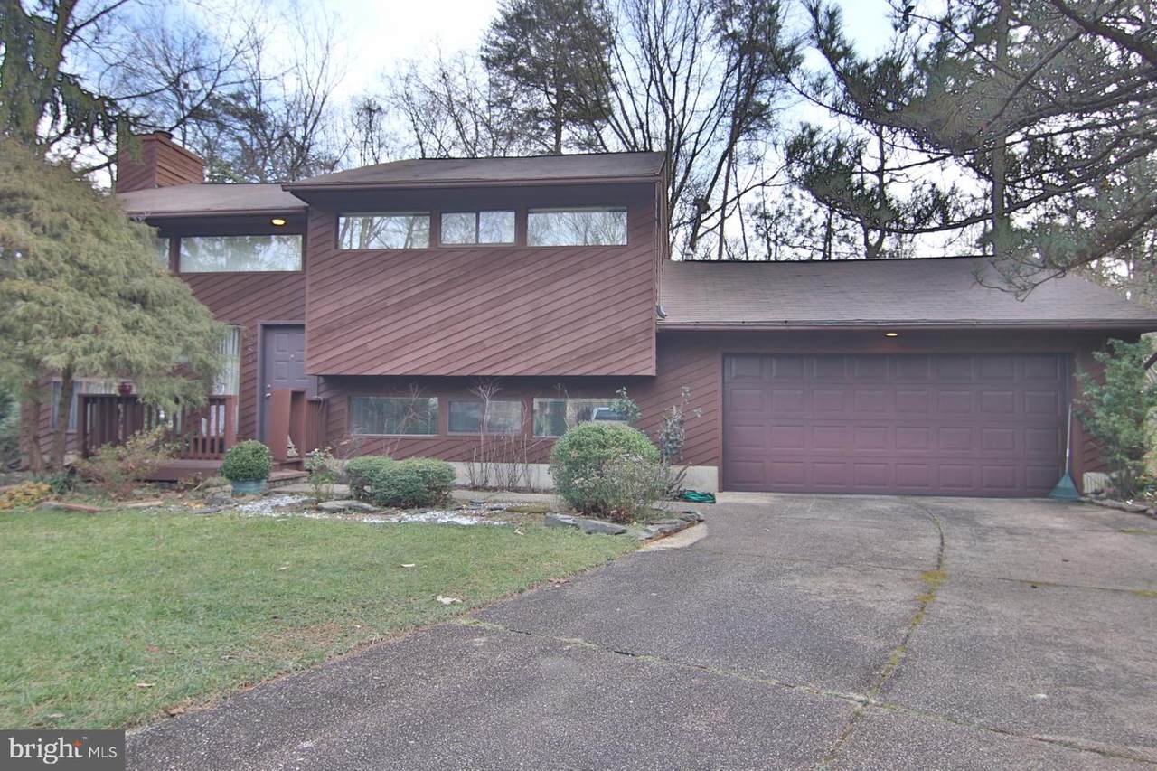 284 Michener Court - Photo 1