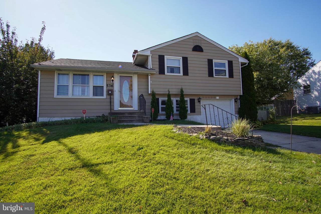 536 Estelle Avenue - Photo 1