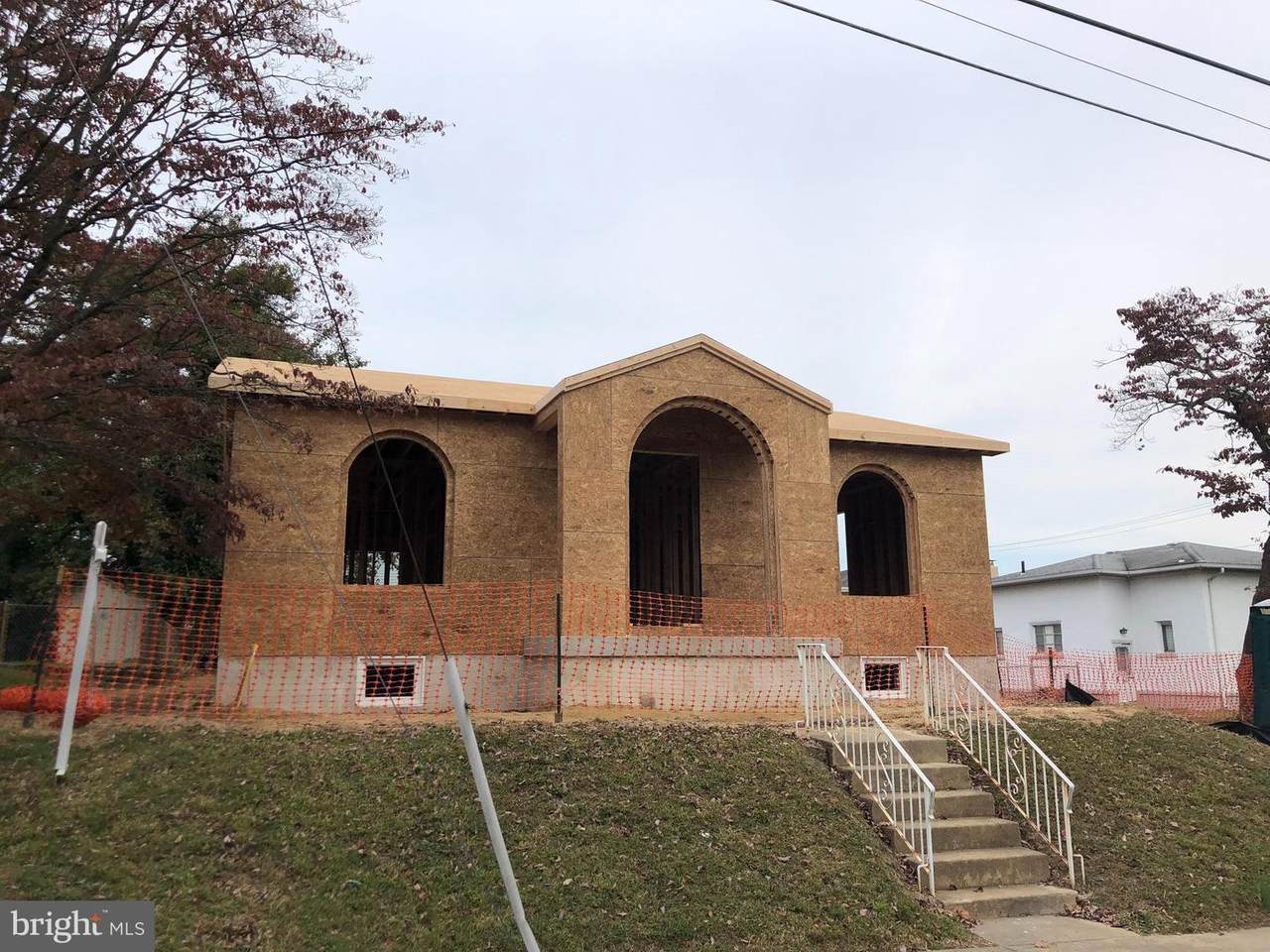509 Berkeley Avenue - Photo 1