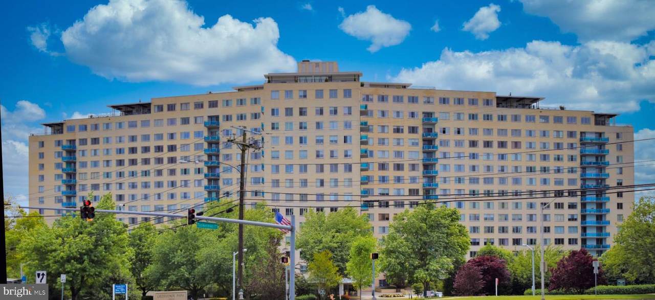 10500 Rockville Pike - Photo 1