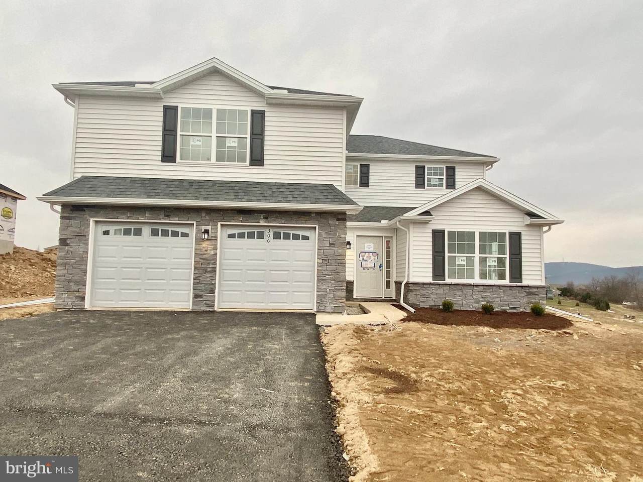 306 Normandy Lane - Photo 1