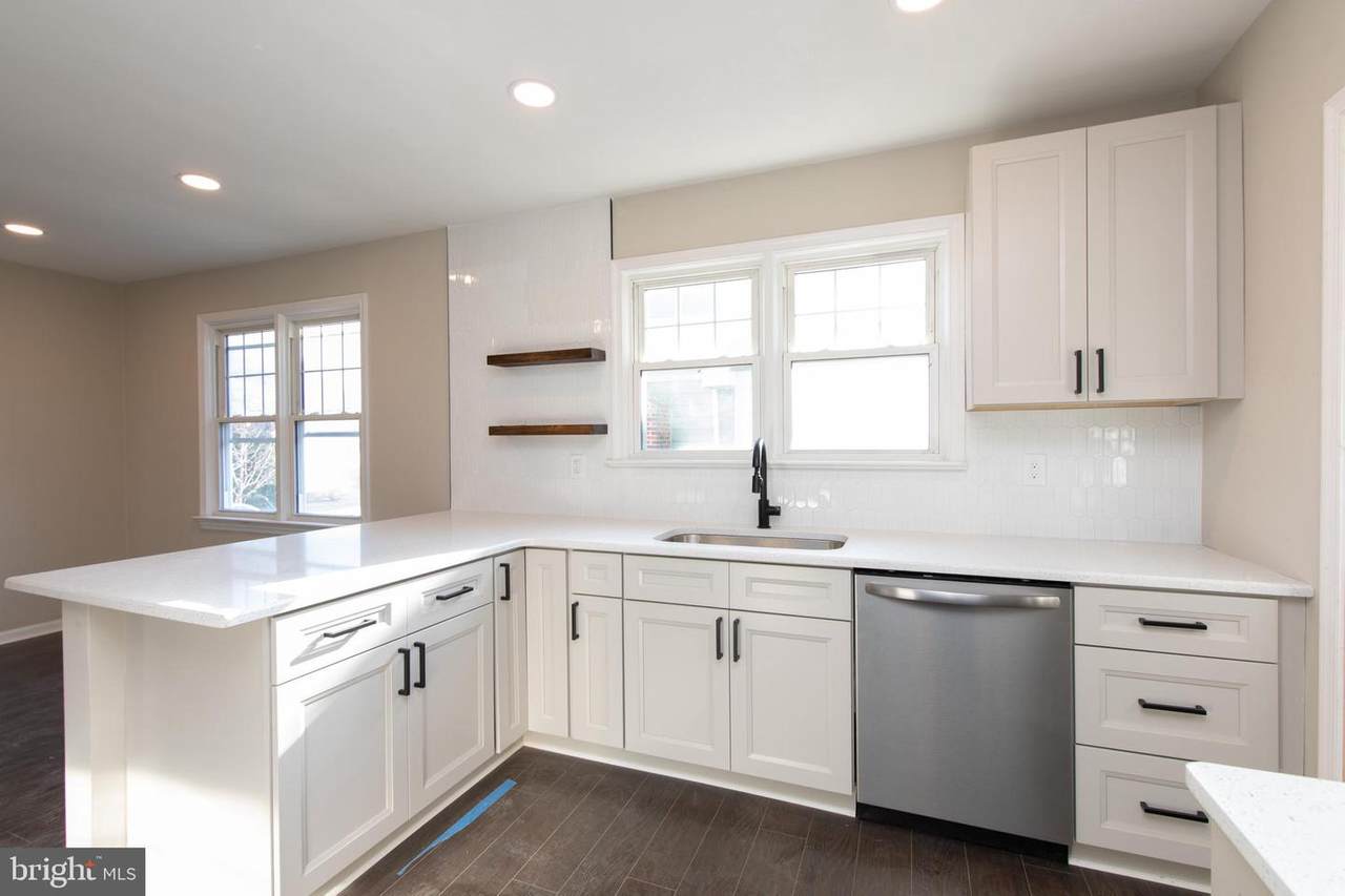 15 Elberne Avenue - Photo 1