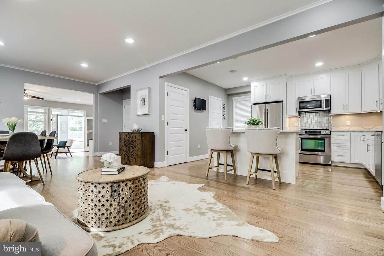 232 Cleveland Street - Photo 1