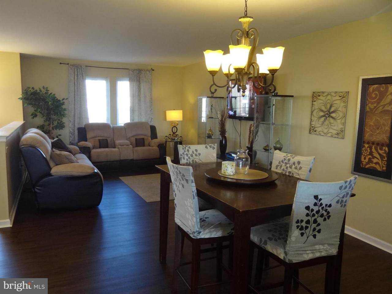224 Cityview Avenue - Photo 1