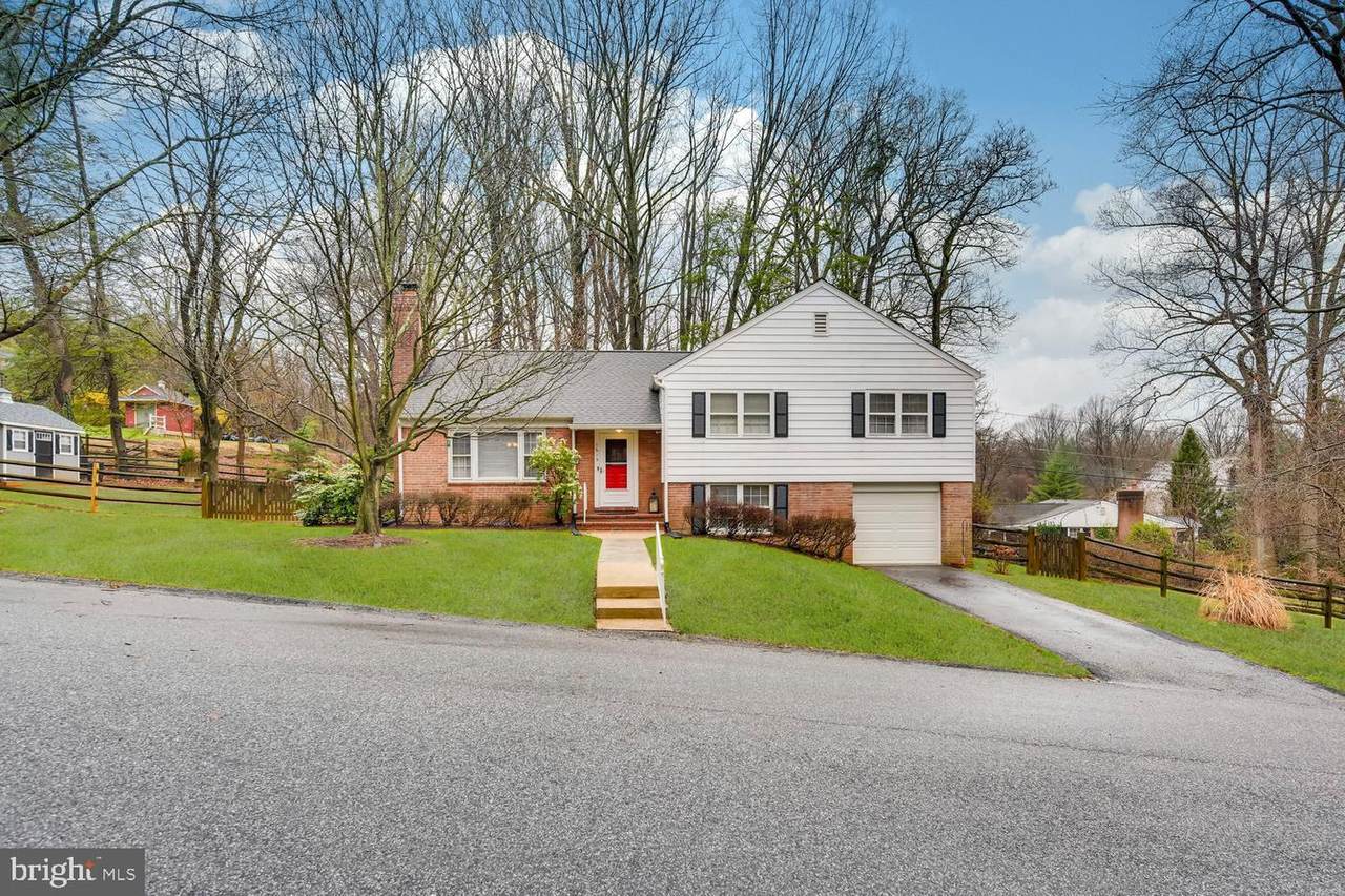 1619 Dogwood Hill Road - Photo 1