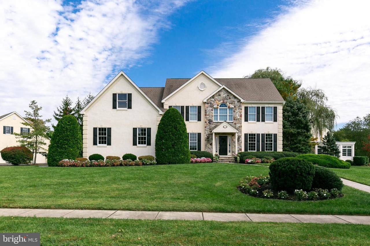 150 Pheasant Field Lane - Photo 1