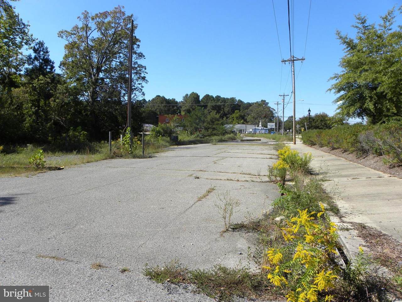 5010 St Leonard Road - Photo 1