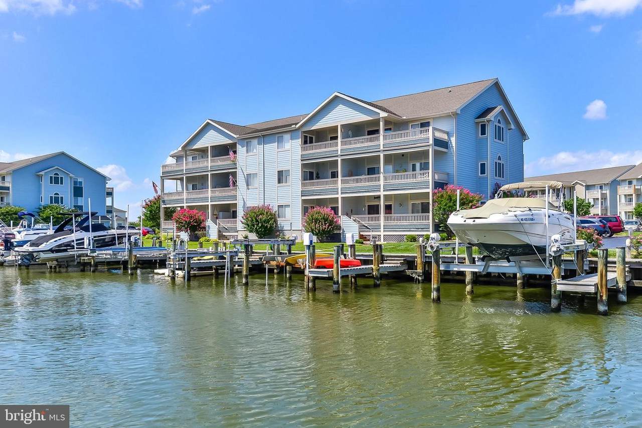 203 Heron Drive - Photo 1