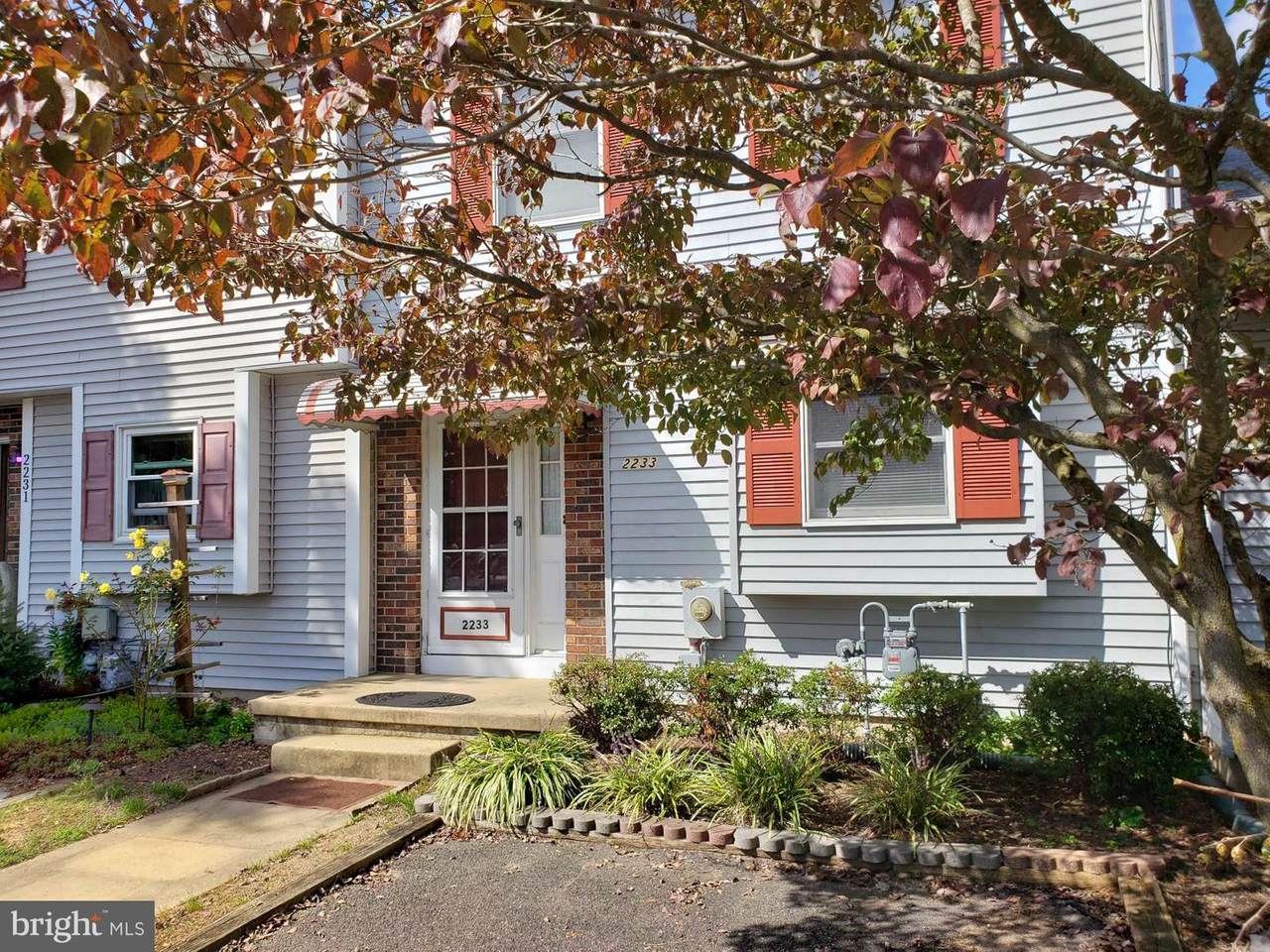2233 Laurie Court - Photo 1