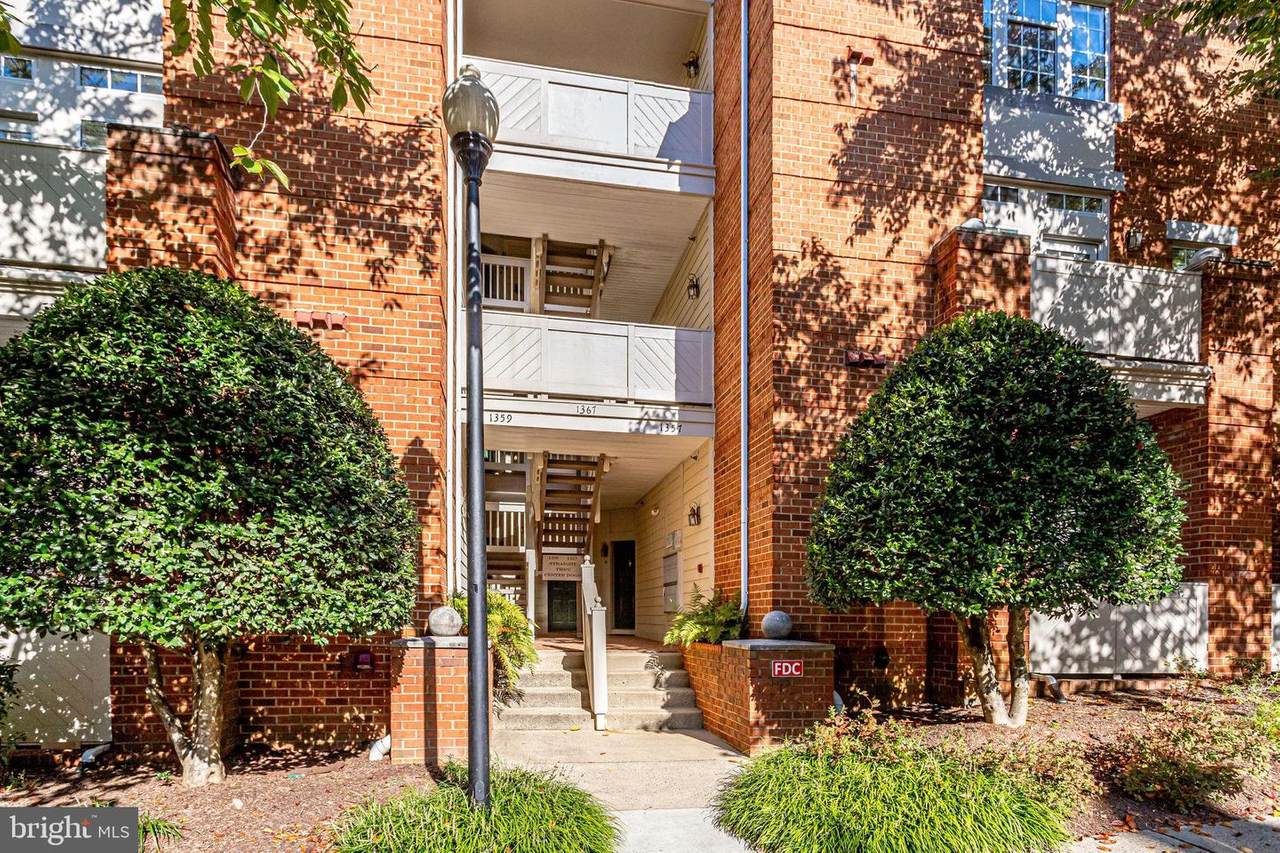 1357 Garden Wall Circle - Photo 1