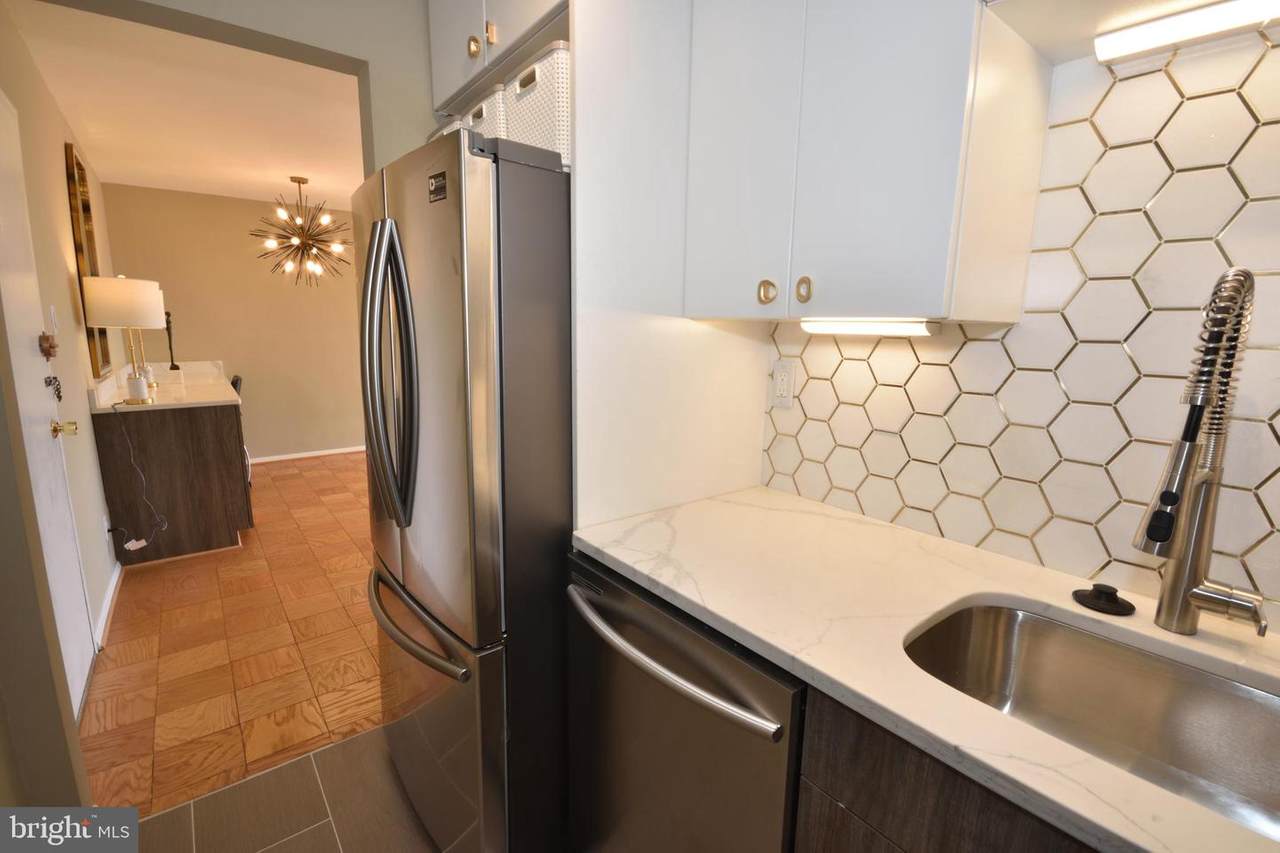 1545 18TH Street - Photo 1