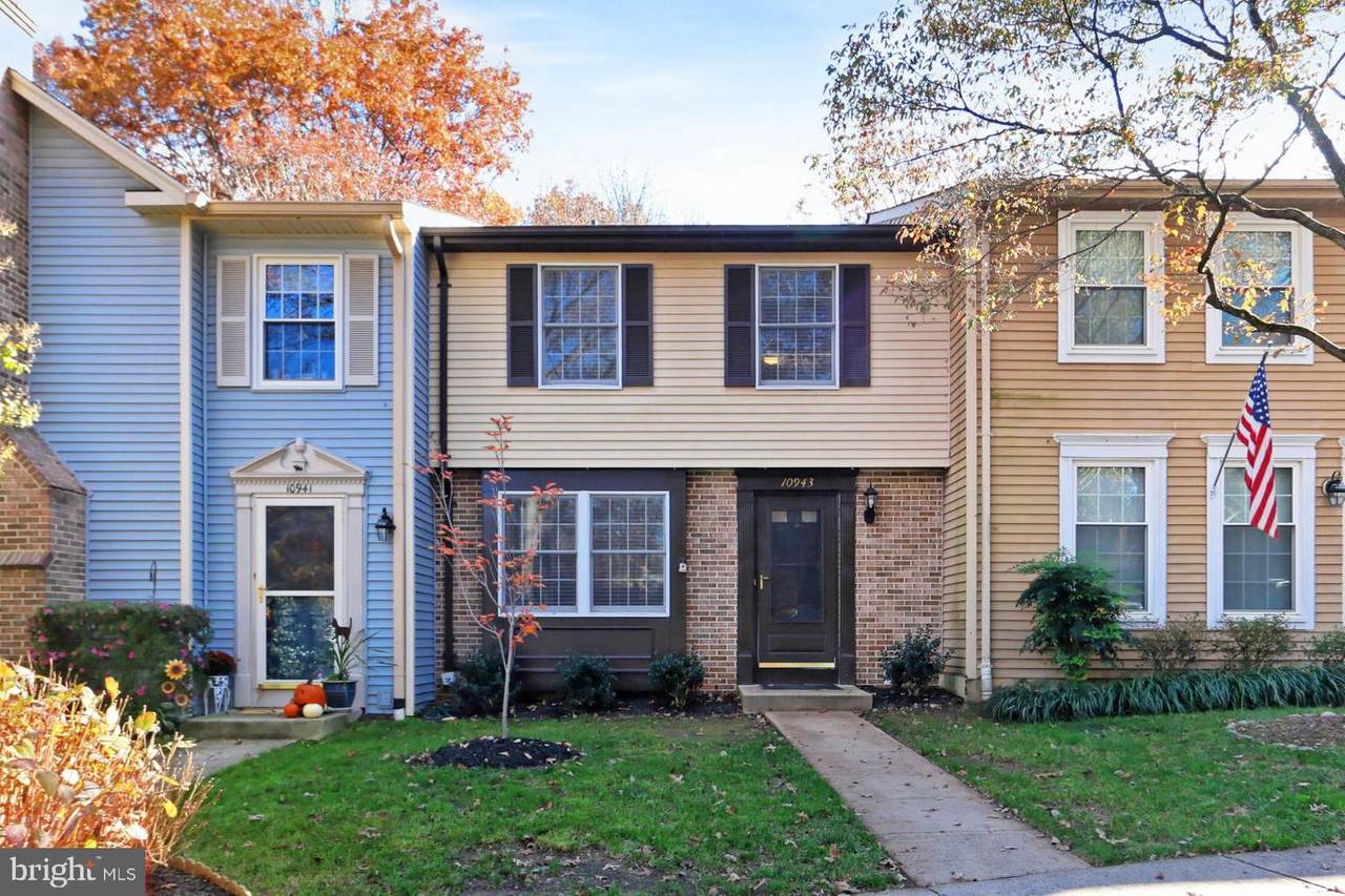 10943 Harpers Square Court - Photo 1