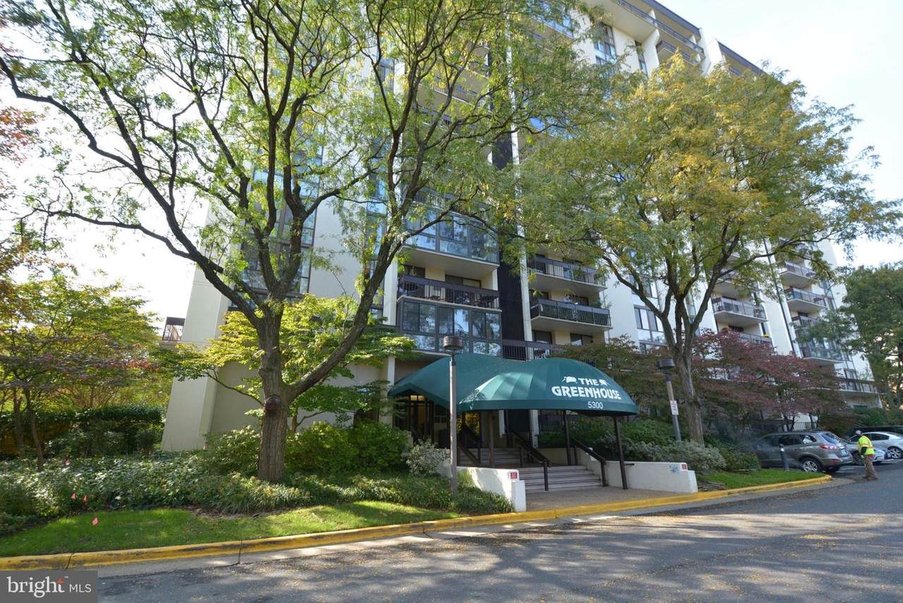 5300 Holmes Run Parkway - Photo 1