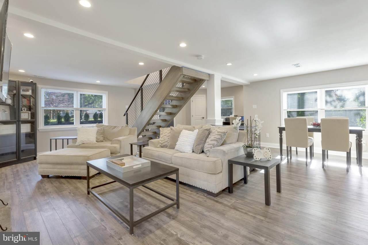 61 Mantua Road - Photo 1