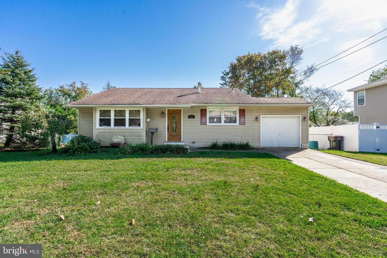 630 Pasadena Drive - Photo 1
