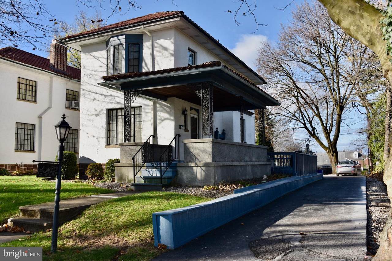 4418 6TH Avenue - Photo 1