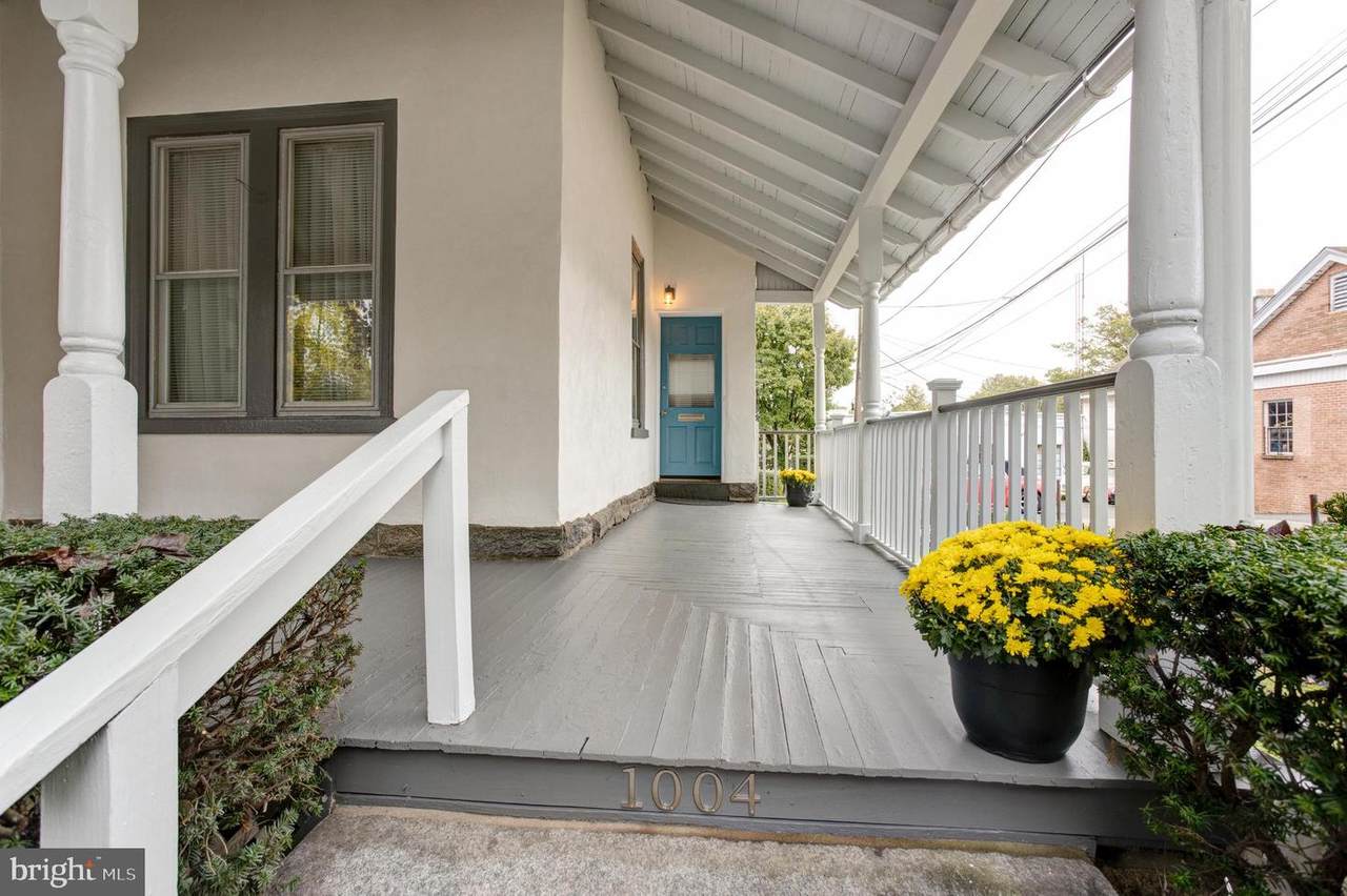 1004 Willow Grove Avenue - Photo 1