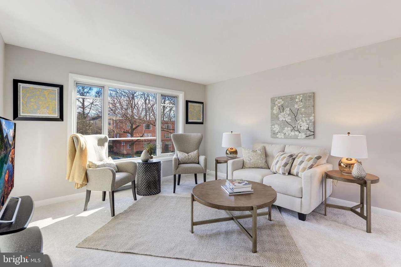10400 Montrose Avenue - Photo 1